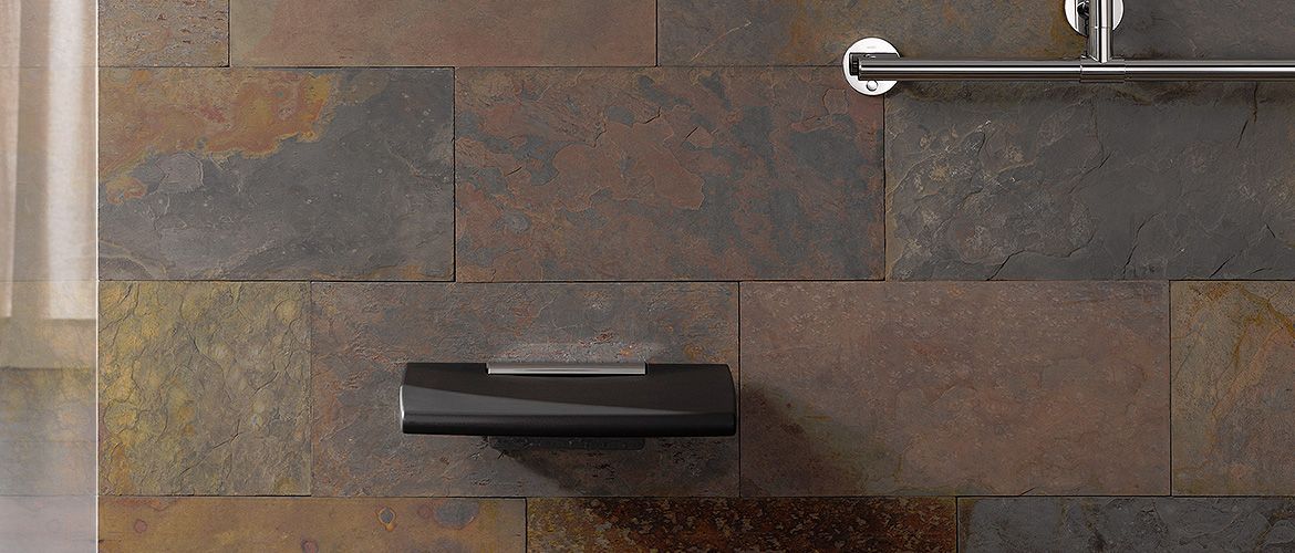 Vom sterilen Zweckbad zum speziellen barrierefreien Bad, das harmonisch Sicherheit, Komfort, Funktionalität und Ästhetik verbindet.